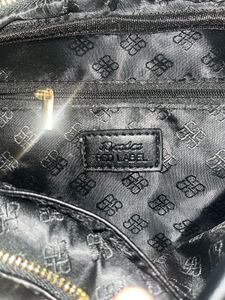 BATA Chic Black crossbag which also acts a sophist