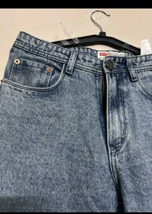 Levi&#39;s Slim Fit Jeans