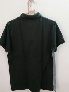 Calvin Klein Tshirt
