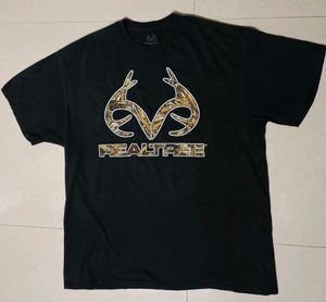 Authentic Realtree Graphic T-Shirt