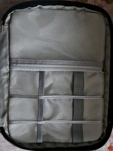 Travel gadget organizer. fully compact and best bu
