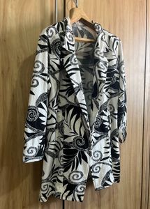 Black &amp; White Printed Jacket