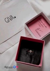 GIVA Heart Ring