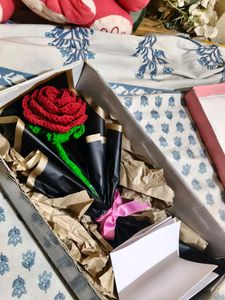 Crochet Rose Bouquet