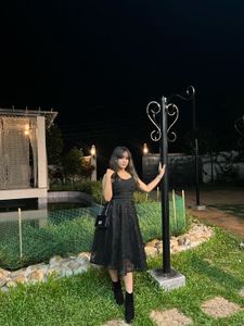 Elegant Black Midi Dress