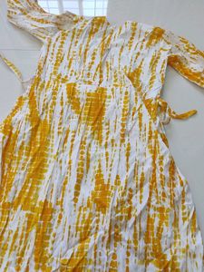 Beautiful Yellow White Kurta
