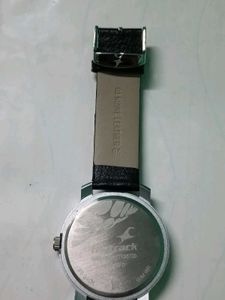 FASTRACK QUARTZ ANALOG BLACK LEATHER STRAP WATCH