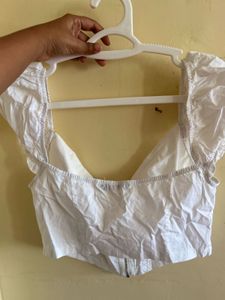 Beautiful White Top!