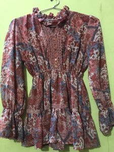 Floral Print Ruffled Neck Top