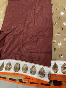 Saree With Unstitched Blouse