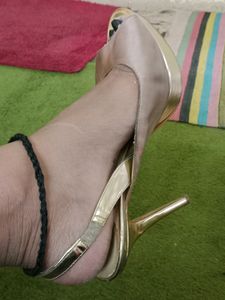CHARLES &amp; KEITH High Heel(37)