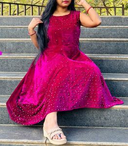 wine  Velvet Dress 👗