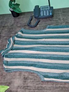 Striped Sleeveless Cardigan