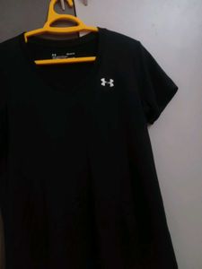 Under Armour v-nack T-Shirt