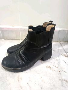 High Quality Leather Chelesa Boots