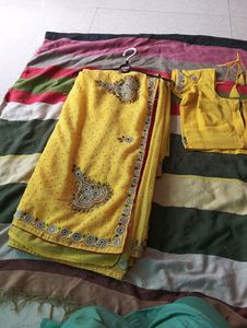 Saree Heavy Bilkul New