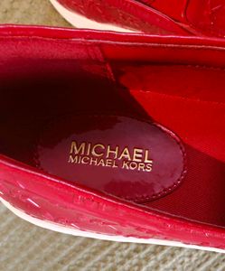 Mk Authentic ♥️Fix Price♥️