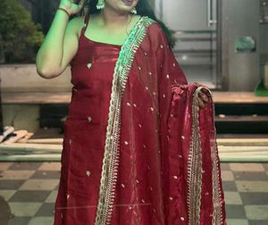 Elegant Red Kurta Set