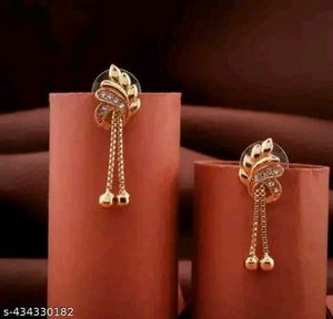 Catalog Name:*Essential Earrings &amp; Studs*Base Meta