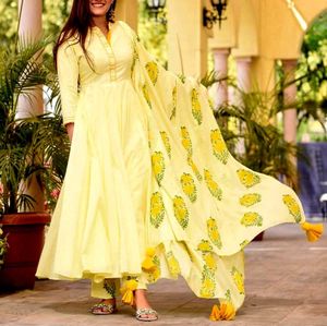 Bunaai Carnation Suit Set 3XL