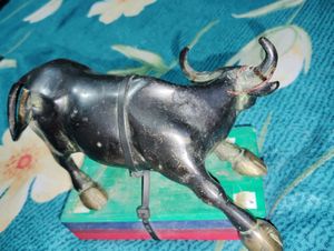 1.8 Kilo Bull Charged Metal Figure 1.8kg