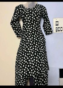 Stylish Black &amp; White Kurta Set