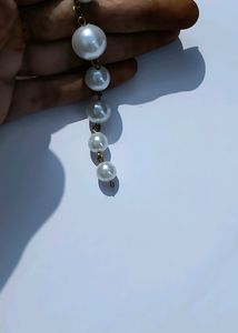 Pearl Earing