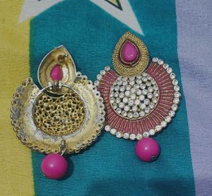 Beautiful Pink &amp; Gold Earrings