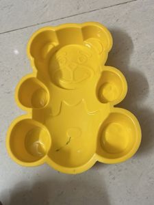 Yellow Color Silicon Cake Mould