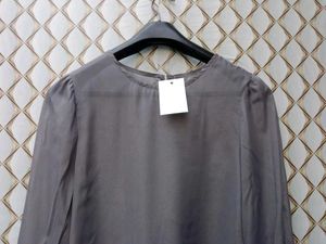 New With Tag Korean Grey Puff Pullover