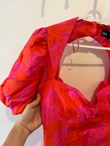 pretty Zara new dress