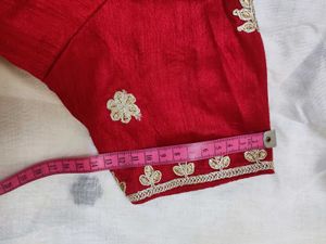 Embroided Organza Saree With Bag