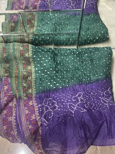 Elegant Green Bandhani Dupatta