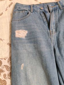 Ripped Wide Leg Jeans (Waist 28-30)