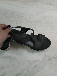 Use Sandals