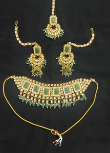 Green Jewellery Set