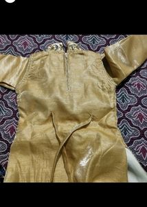 Kids&#39; Traditional Outfit