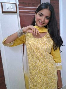 Yellow emboidered kurta set🌺