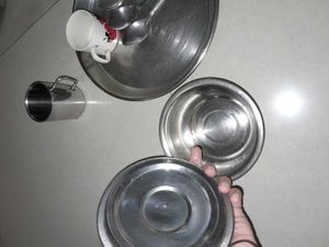 Dinner Set For Student&#39;s