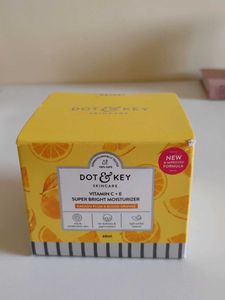 Dot &amp; Key Moisturizer