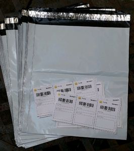 Packing Bags &amp; Labels Free 💥