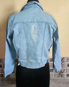 BOGO🎁Buy One Get 1 Free🎁Size Small Denim Jacket