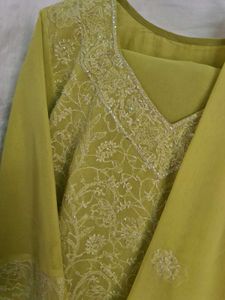 Beautiful Lakhnawi Shimar Full Work Stiched Suit