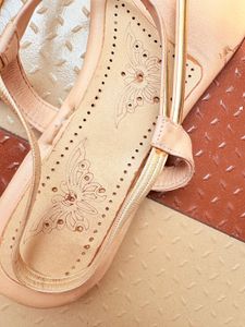 Beige And Gold sandals Size 41!