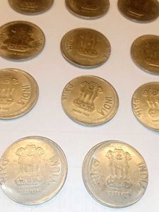 Two Rupee OffSet Error Coins (11 Pcs)