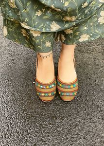Stunning juttis ✨