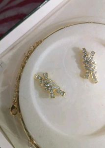 Gold &amp; Rhinestone Jewelry Set