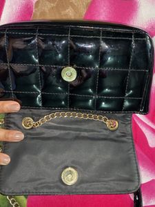 Forever 21 Chic Black Clutch