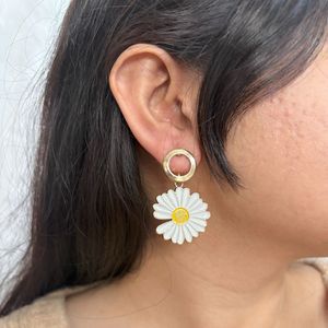 Daisy Star Earrings