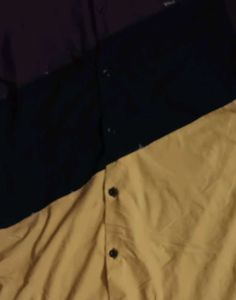 Color Blocked Casual Shirt